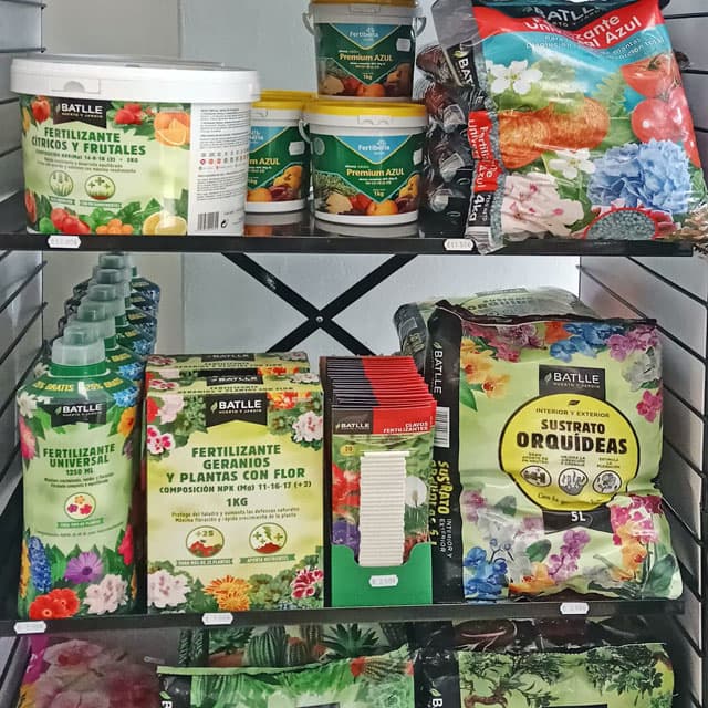 Todo lo que tu jardín necesita en nuestra tienda en Cedeira